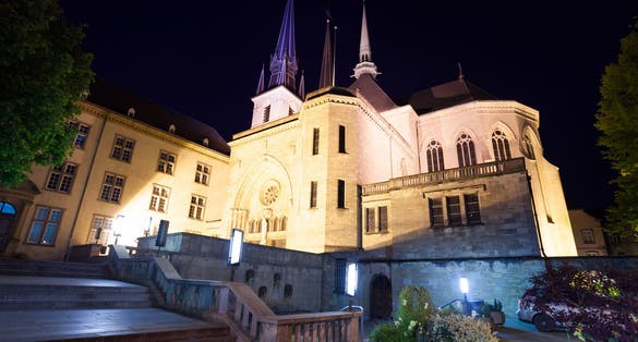 photo of night view of notre-dame cathedra.