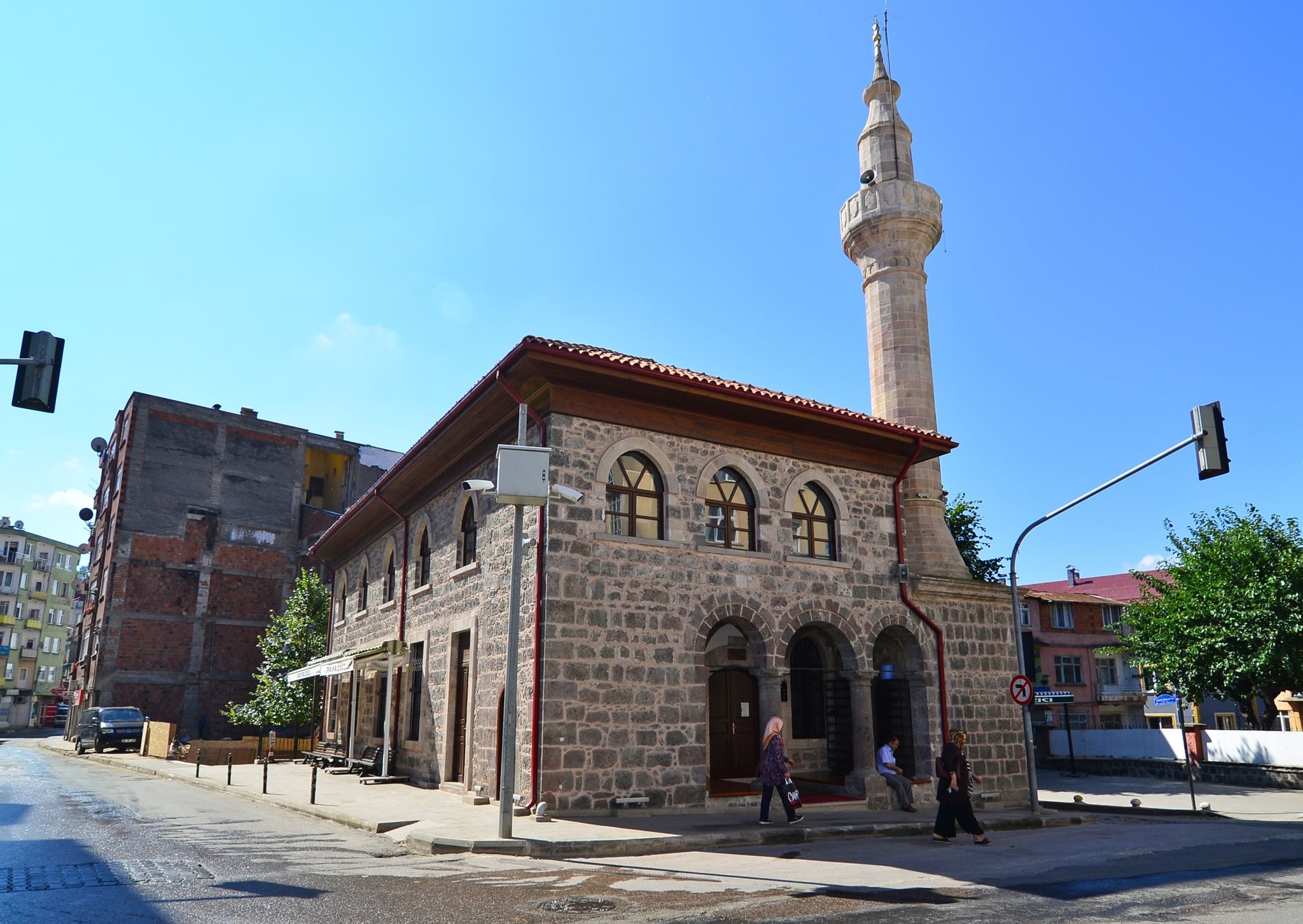 Photo of Cinarlar Mosque, located in Giresun, Turkey, was built in 1896.