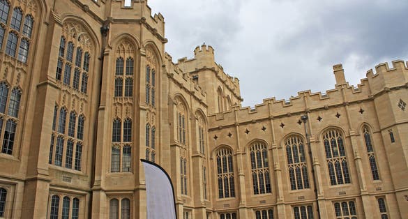 Photo of Wills Memorial Building in Bristol, England.