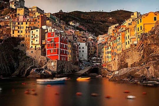 Cinque Terre Sunset Tour mit privatem Boot mit Pesto und typischem Wein