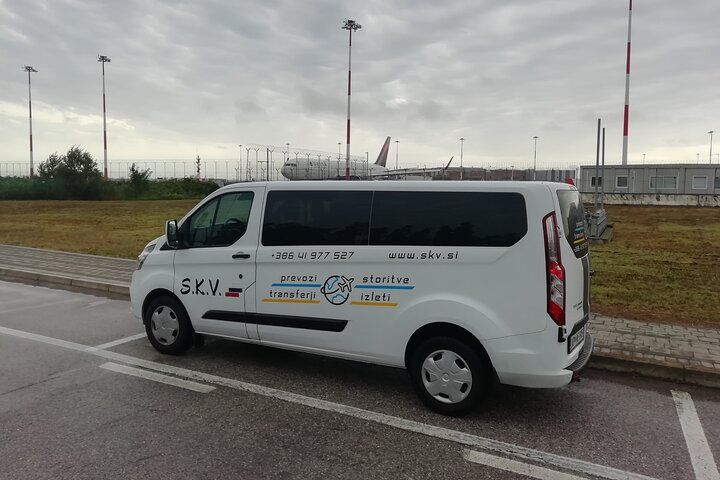 Transfer from Trieste to Venice Airport