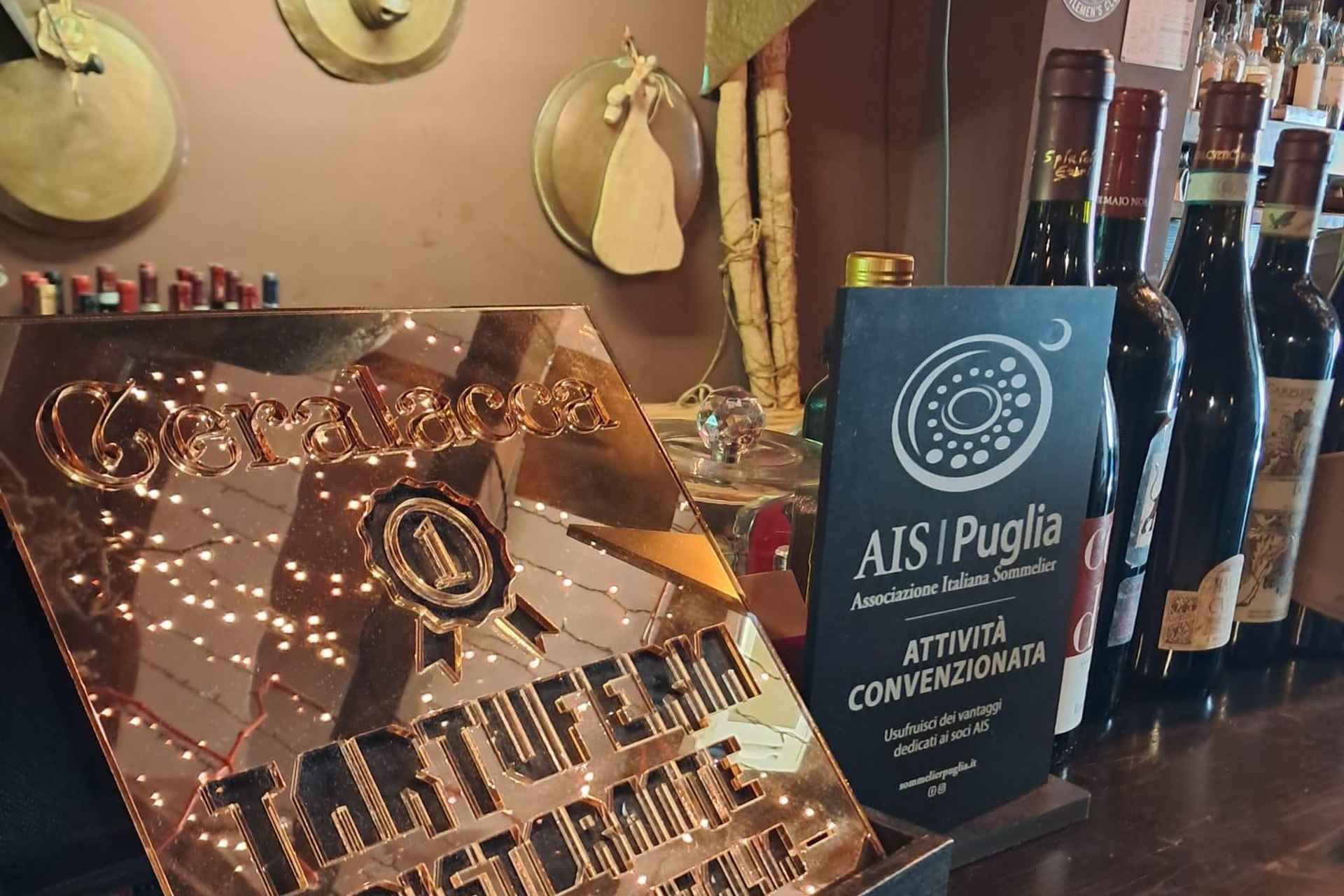 Bari: Pasta and Tiramisu Cooking Class with Wine