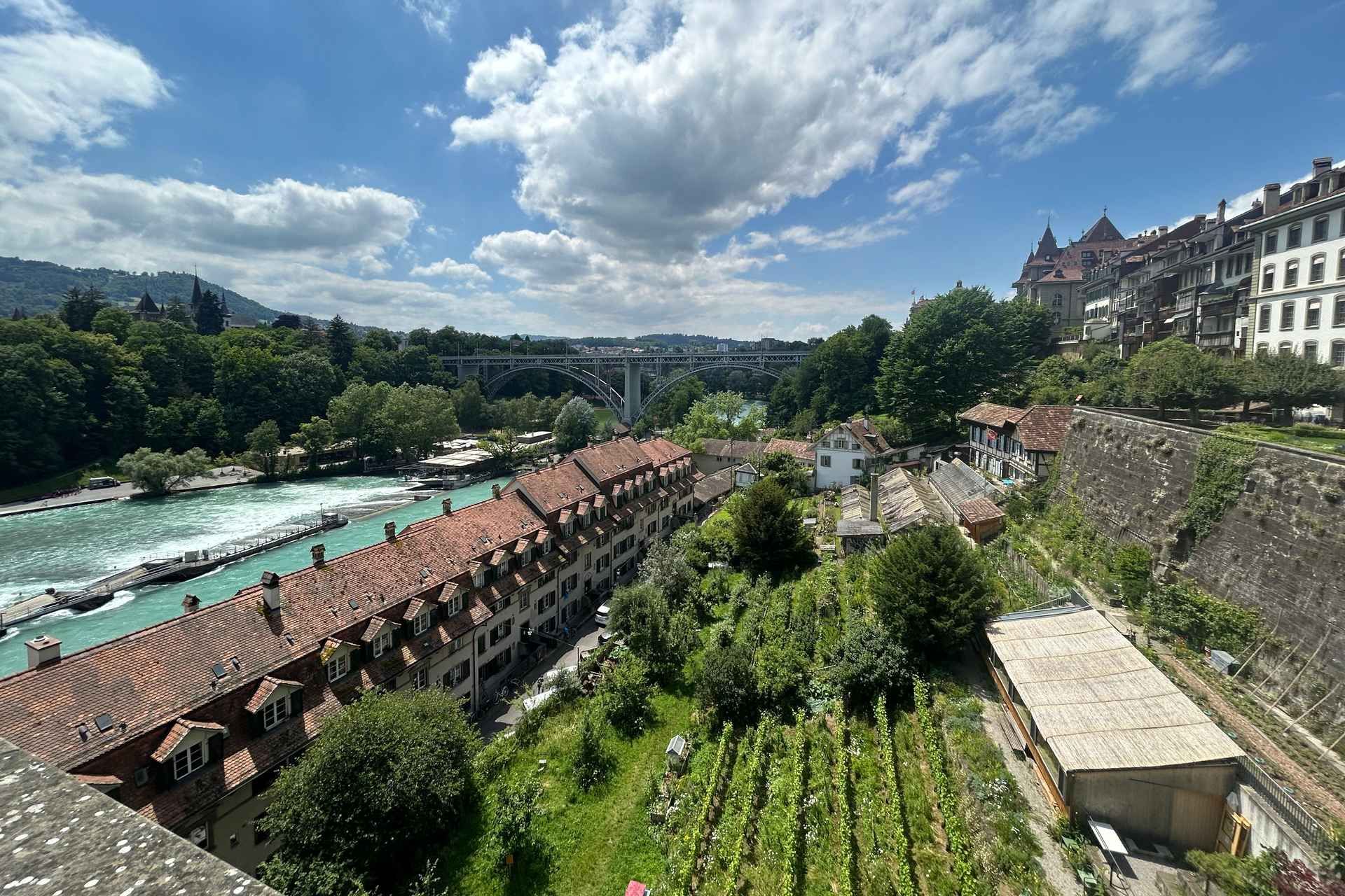 Bern: Must-See 2-Hour Walking Tour with a Local Guide