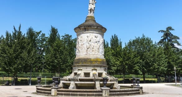 Monument to Julián Gayarre, Pamplona