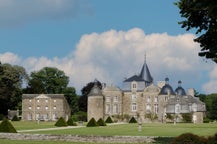 Pleugueneuc travel packages