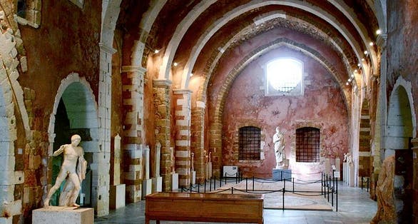 photo of view of the hall ofΑρχαιολογικό Μουσείο Ιωαννίνων, Ioannina, Greece.