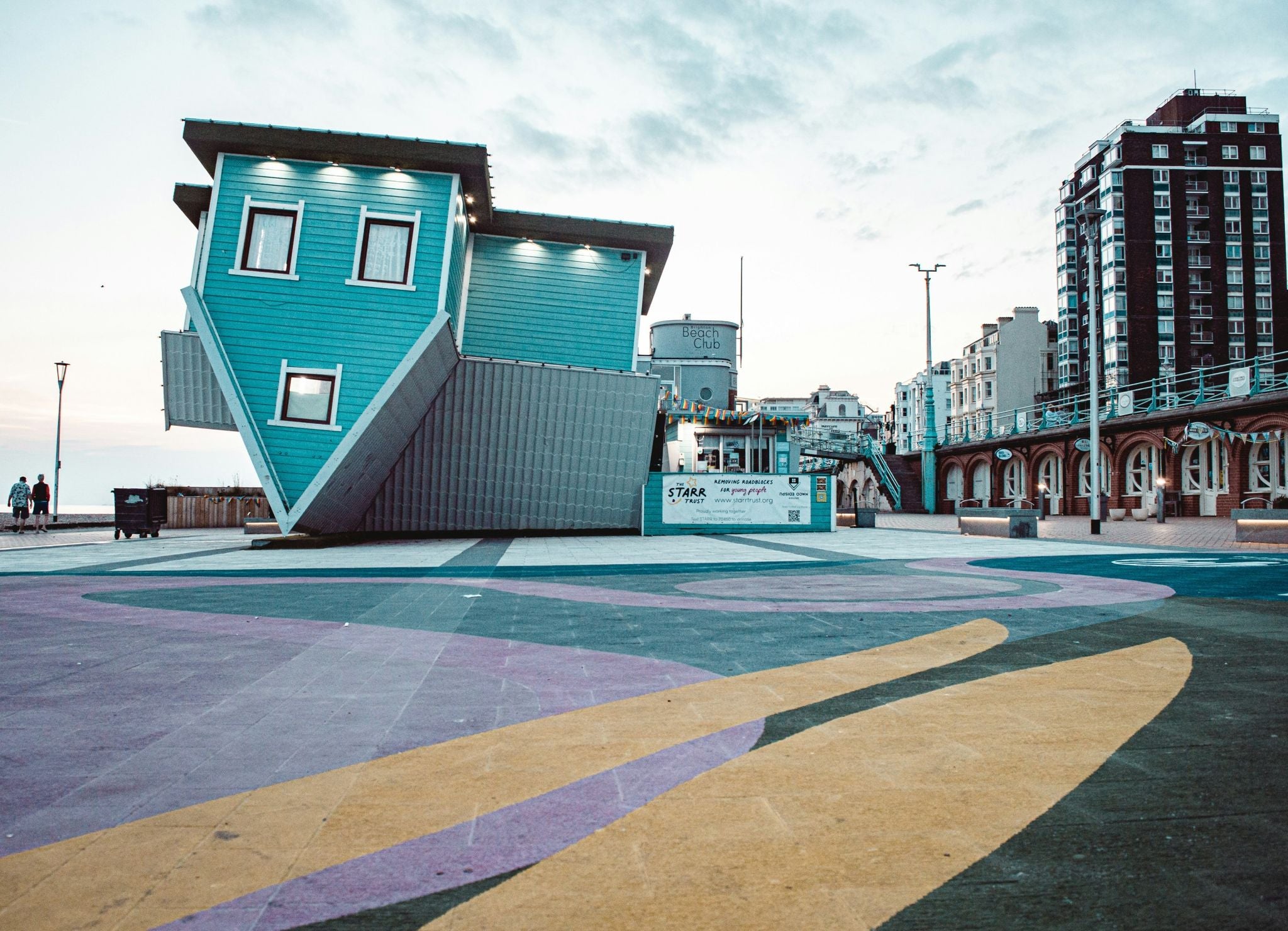 elliot-voilmy-9GfHRJX0A7g-unsplash (1).jpg