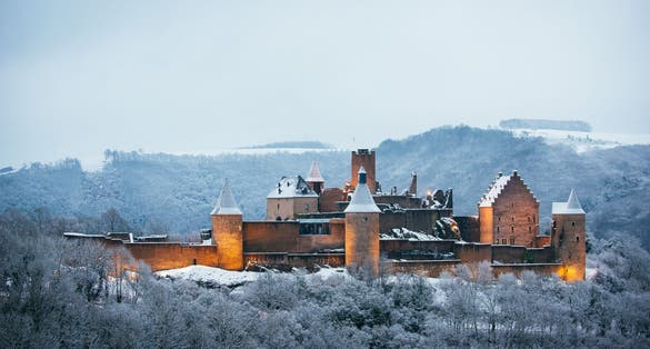 photo of bourscheid castle in winter.