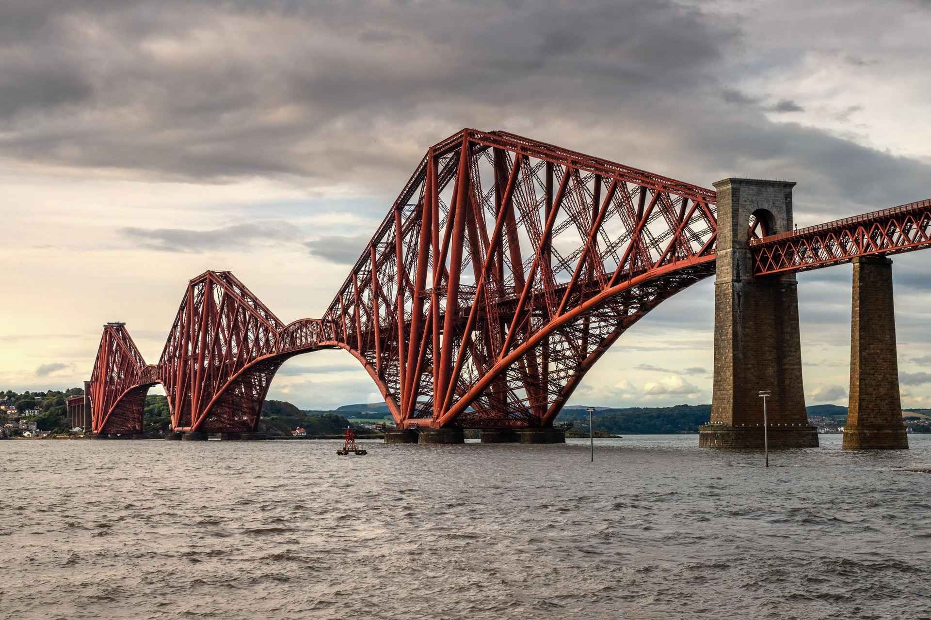 Hairy Coos & Highland Views: A Short Escape from Edinburgh