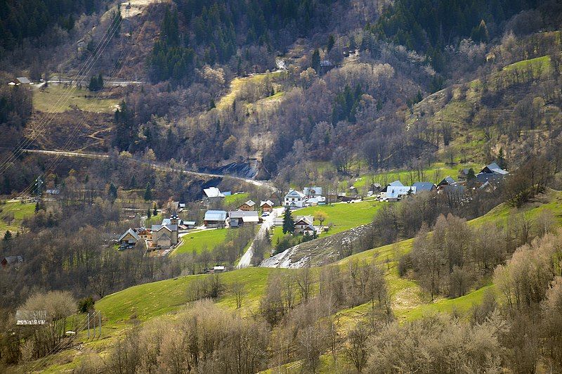 Villarembert ski trips