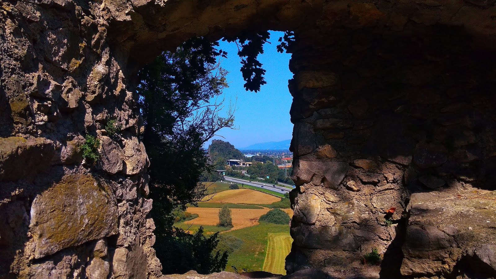 Burgruine Neuburg, Gemeinde Koblach, Bezirk Feldkirch, Vorarlberg, Austria