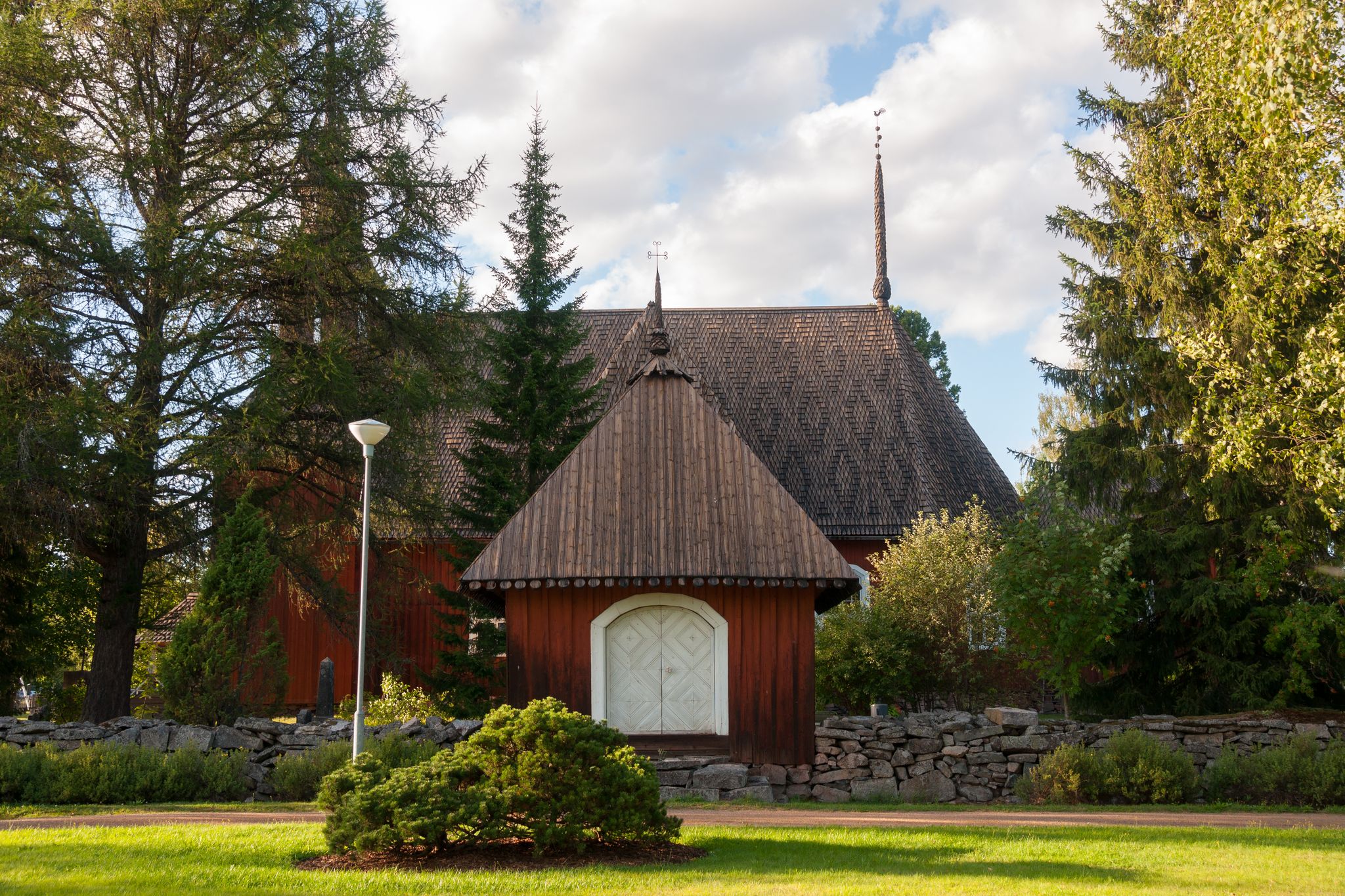 Photo of Pihlajаvesi (Petäjävesi) Old Church ,Pihlajаvesi (Petäjävesi) is municipality of Finland.