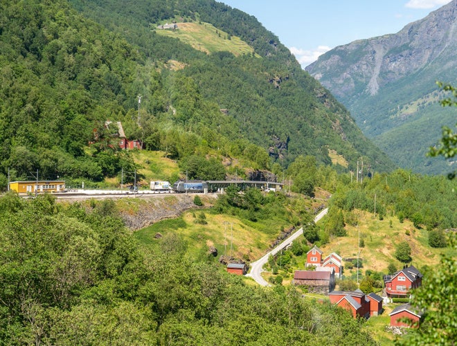 Flåm Line 2.jpg