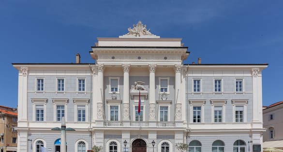 Photo of Piran Town Hall.