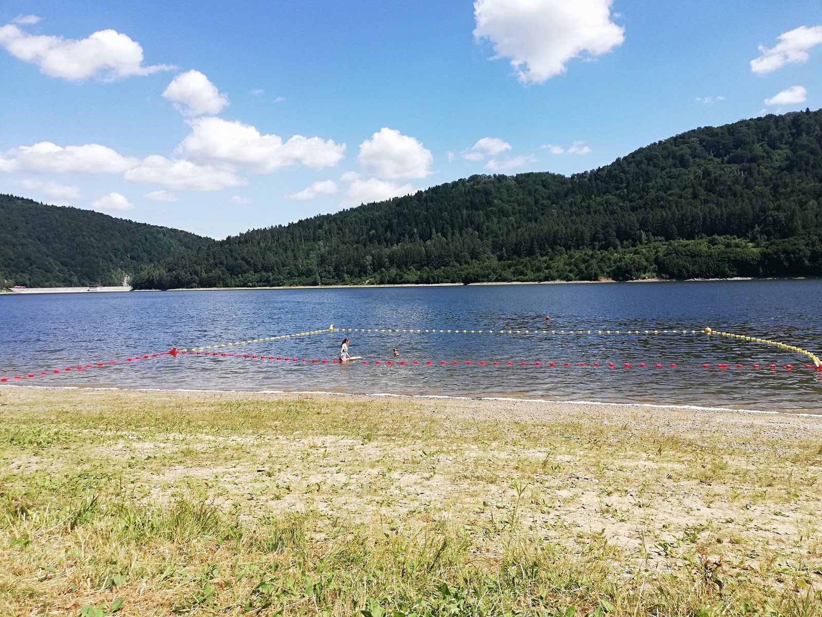 Plaża w Klimkówce nad Jeziorem Klimkowskim, Klimkówka, gmina Ropa, Gorlice County, Lesser Poland Voivodeship, Poland