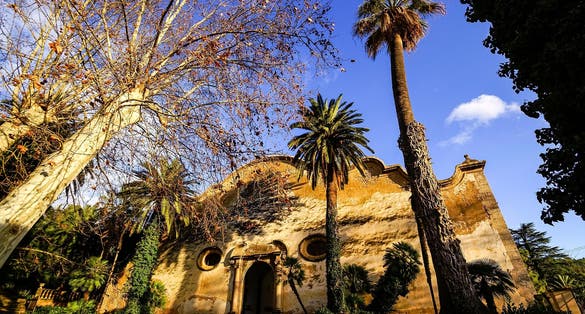 photo of old moorish estate of Jardins d'Alfàbia Gardens, Mallorca, Spain.