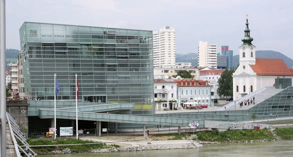 Photo of Ars Electronica Center by the Danube.