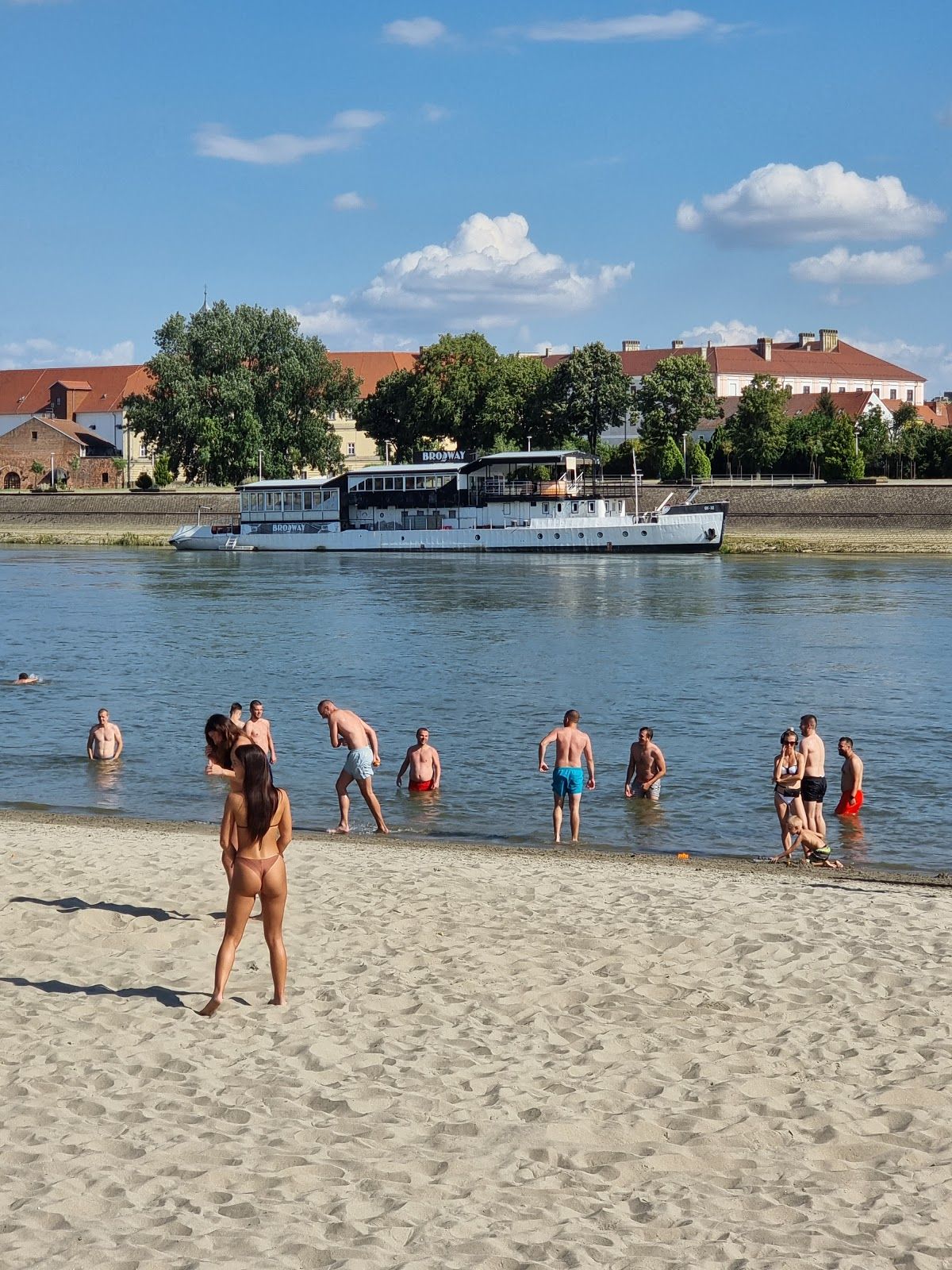 Sportsko rekreacijski centar "Copacabana", Mjesni odbor Osijek – lijeva obala, Osijek, Grad Osijek, Osijek-Baranja County, Croatia