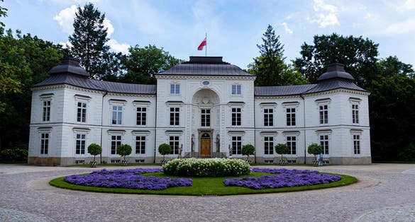 Photo of beautiful Building in a beautiful garden of Łazienki-Park, Warsaw, Poland.