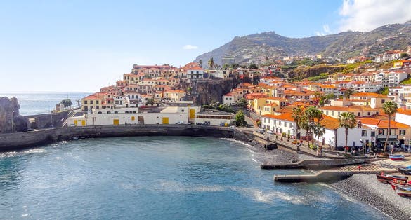 Photo of scenery around Funchal, a city of the Portuguese island named Madeira.