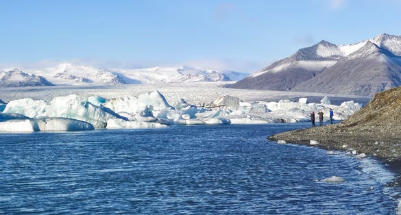 photo of view of Icebergs at Jökulsárlón Glacier Lagoon, Vatnajökull National Park, Höfn, Iceland.