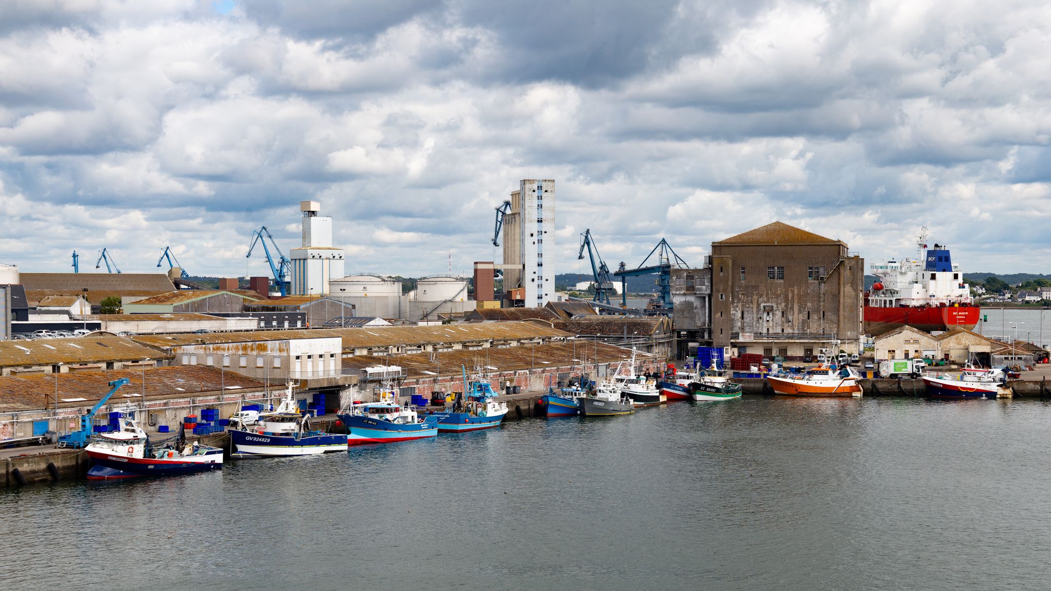 Photo of Lorient fishing industrial complex.