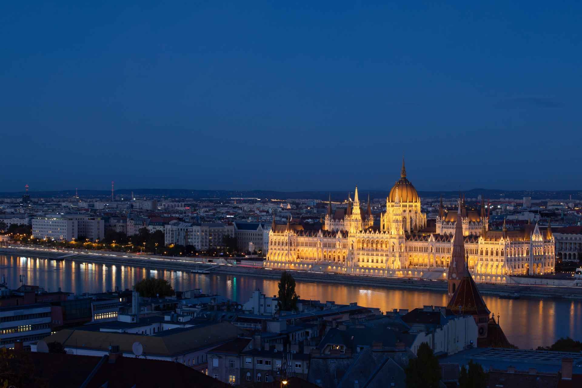 Day trips from Vienna: Bratislava and Budapest with Guide