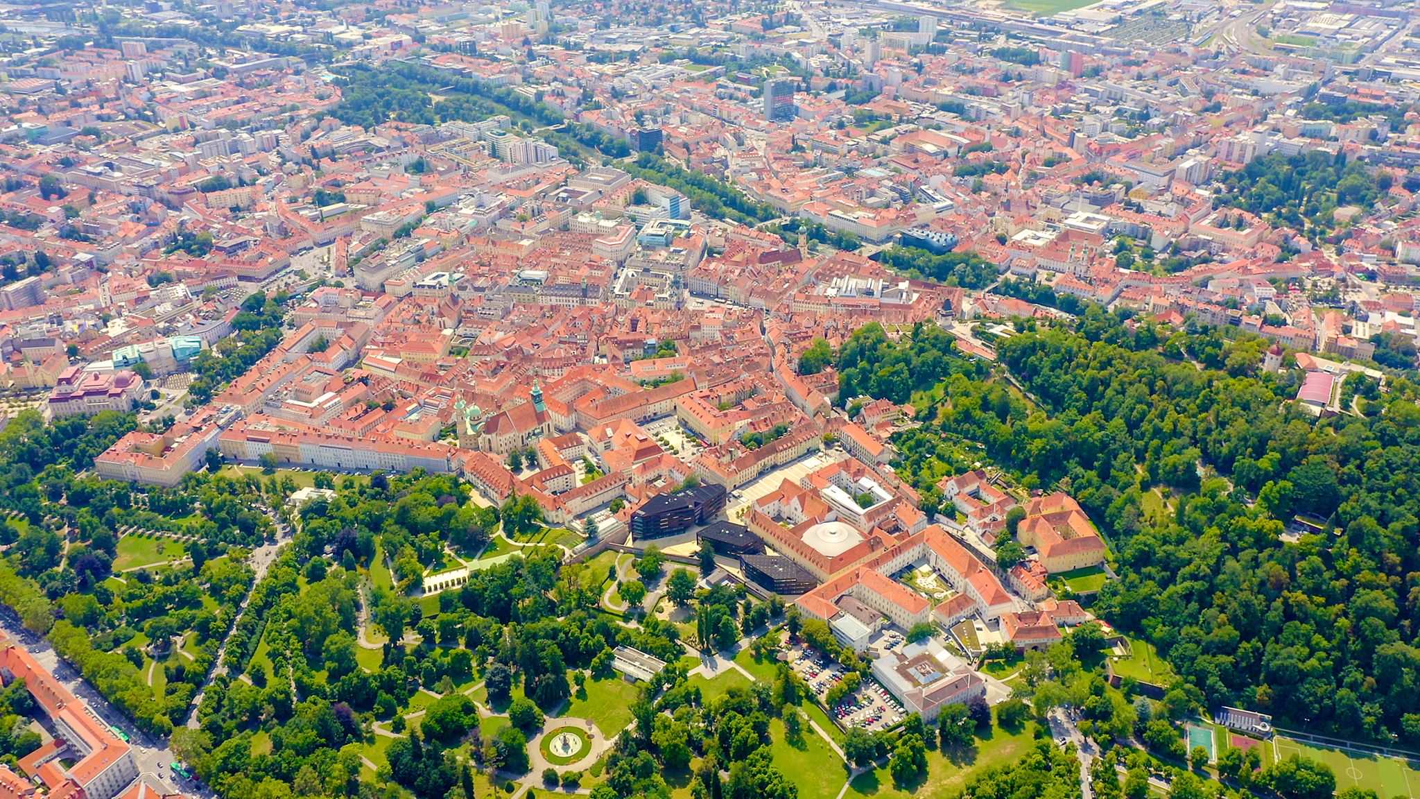 Photo of aerial view of Mount Schlossberg (Castle Hill).