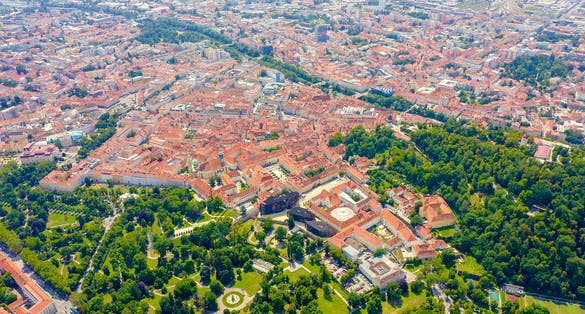 Photo of aerial view of Mount Schlossberg (Castle Hill).