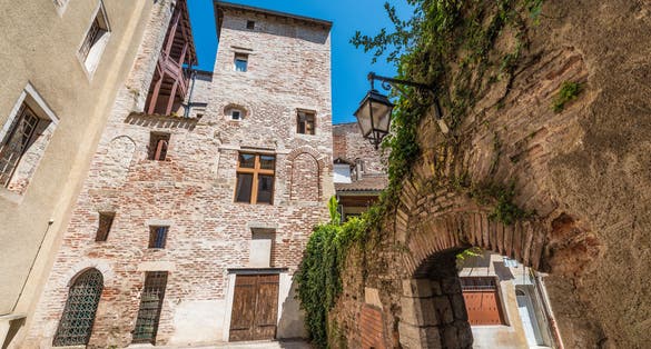 Photo of Medieval houses in Cahors, Lot, Midi-Pyrenees, France.