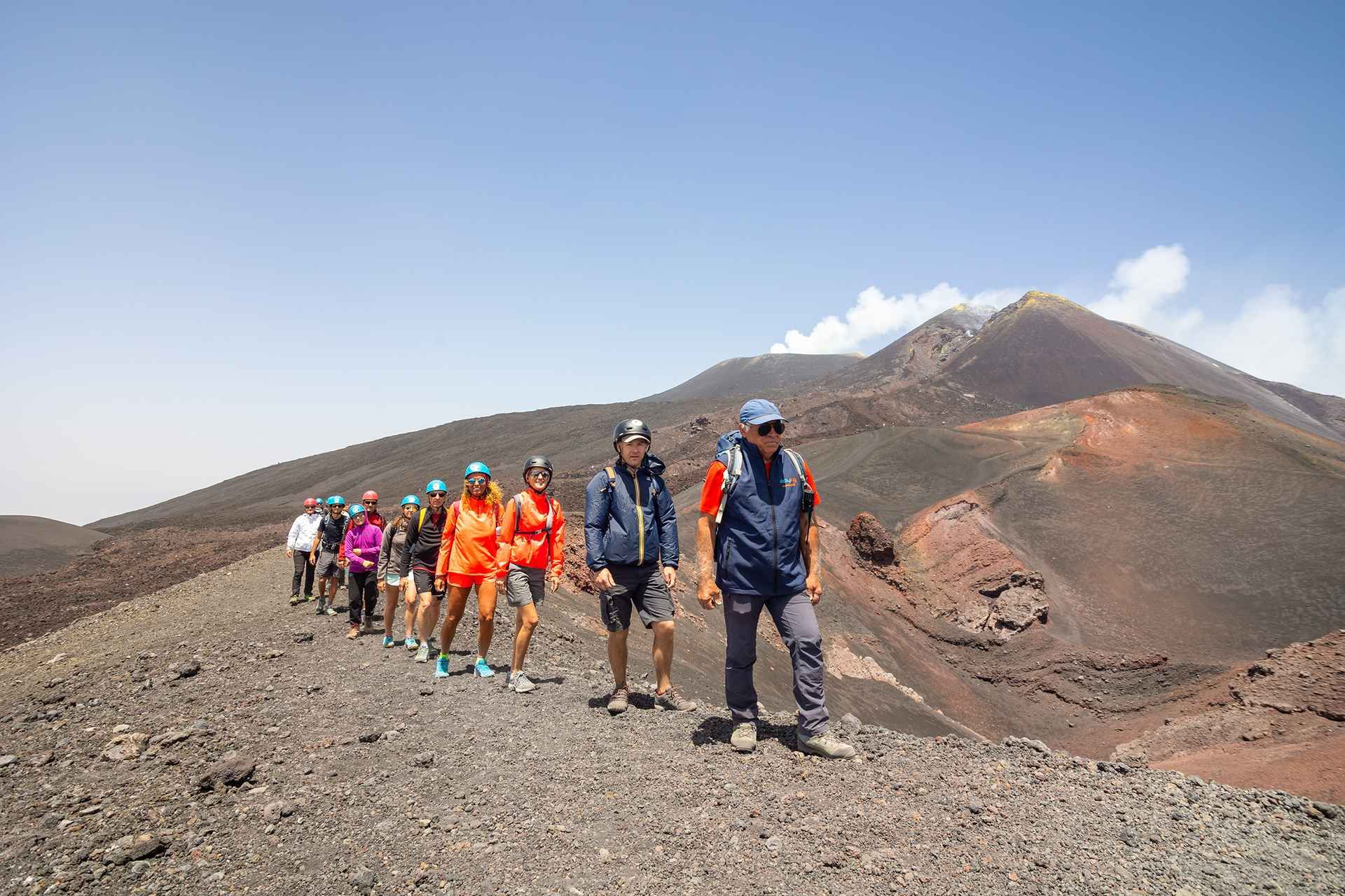 Mount Etna: Guided Volcano Hiking Tour 3000m with Cable Car