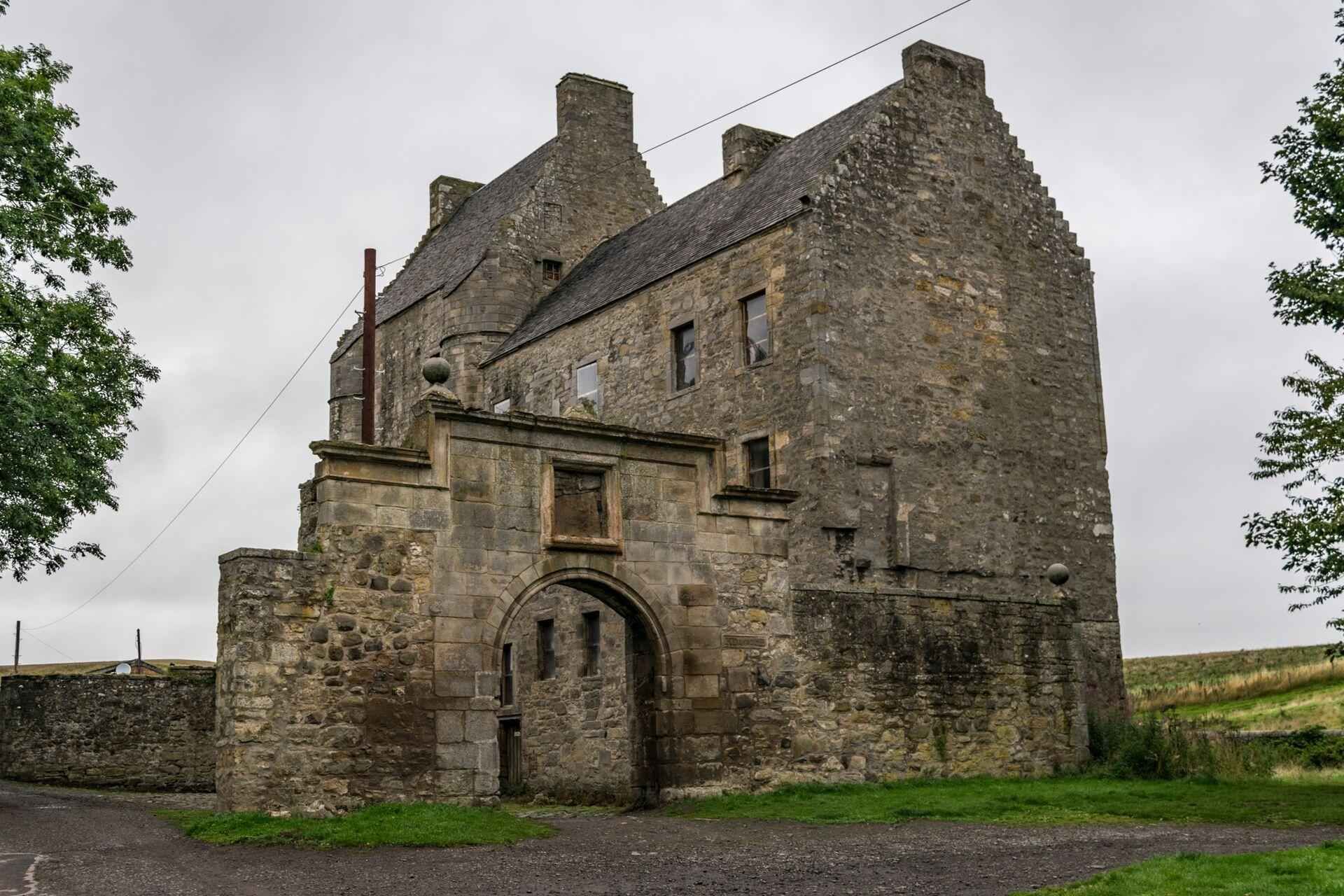 From Glasgow: Castles, Clans & Outlander Day Tour