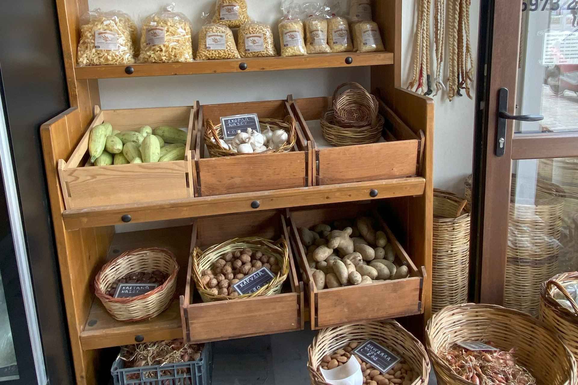 Naxos: Food Walking Tour & Cooking Class with Meal & Drinks