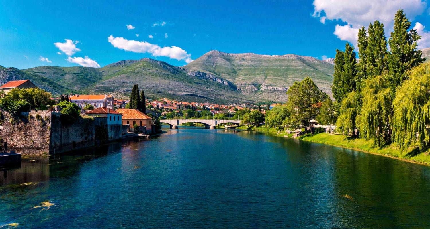 Amazing tour in Bosnia and Herzegovina: UNESCO sites and other top destinations on a 17-days tour from Tuzla