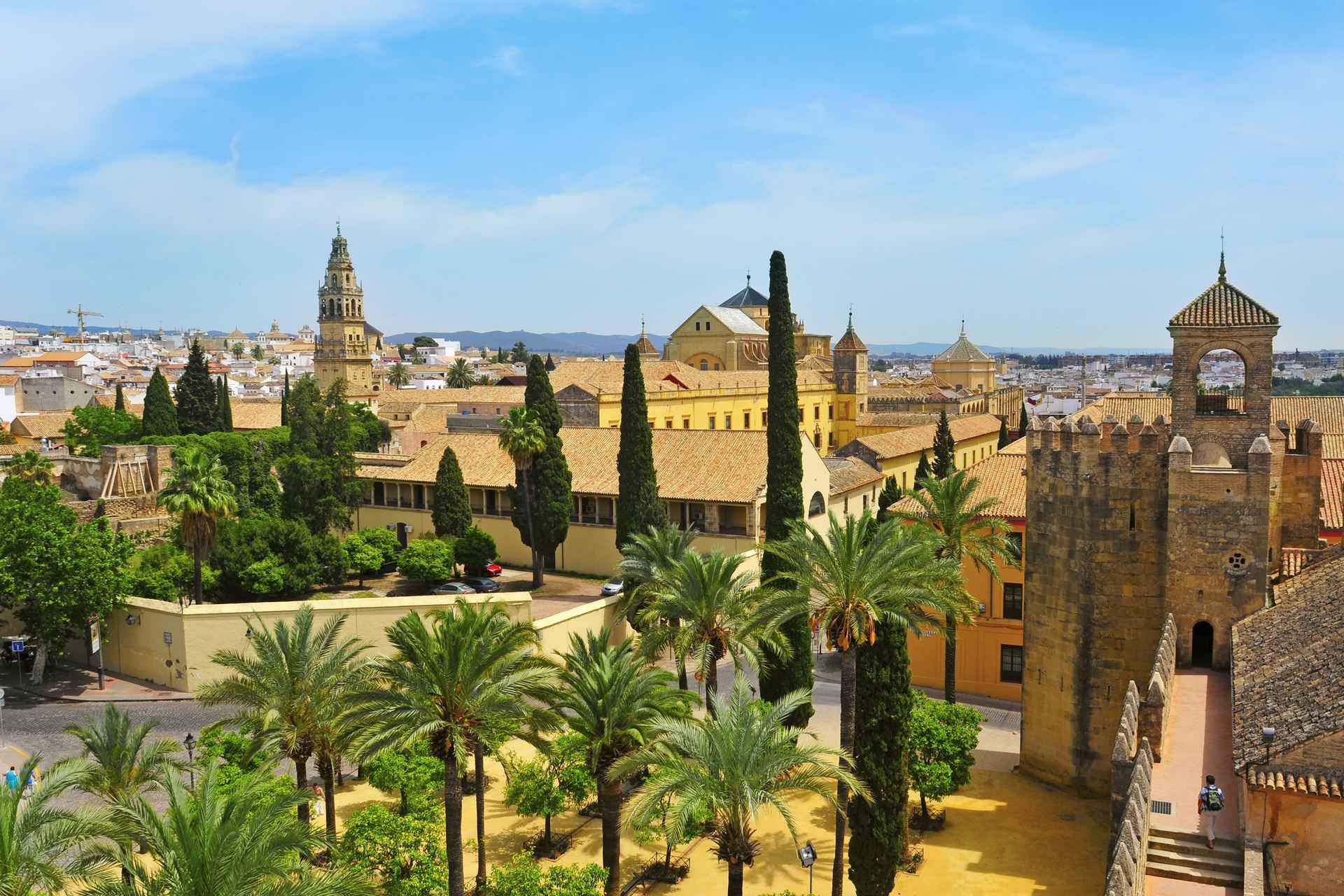 Córdoba: Mosque-Cathedral, Jewish Quarter and Alcázar Tour