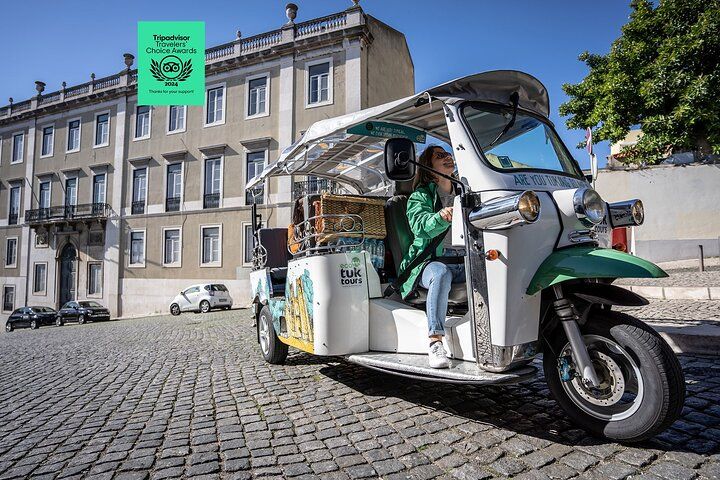 Half Day Sightseeing Tour in Lisbon by Electric Tuk Tuk