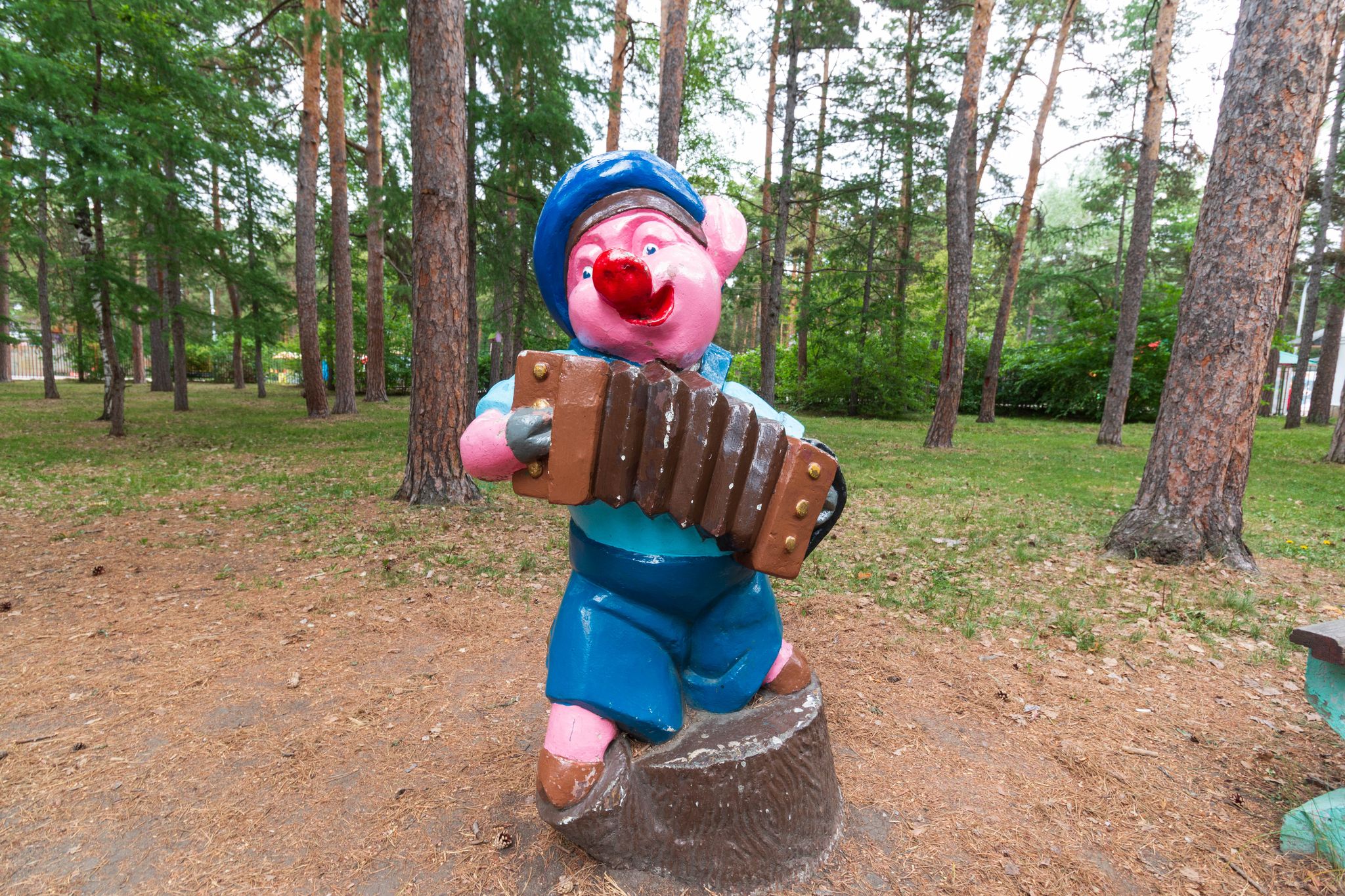 Photo of children's park gulliver in Chelyabinsk ,Valencia ,Spain .