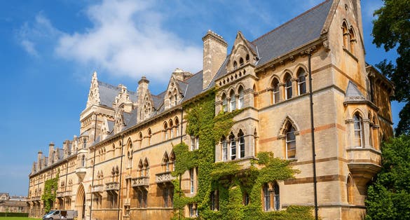 Photo of building at Christ Church College, Oxford, England.