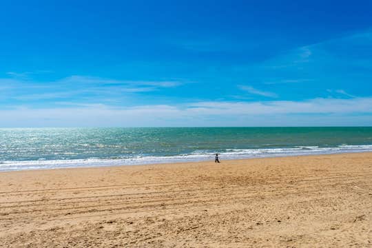 Two-Week Spain Beach Holiday in Chipiona With Itinerary