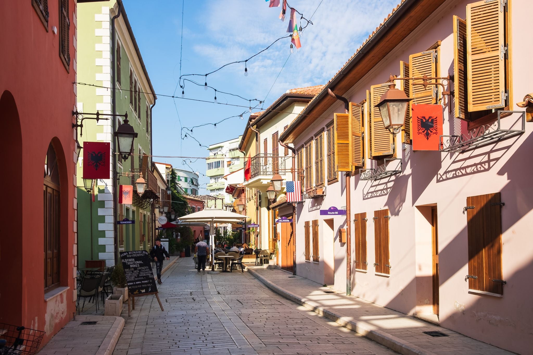 shutterstock_2540904979 (1).jpg