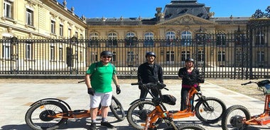 Discover Versailles on electric 2-wheelers (Yes to PRM)