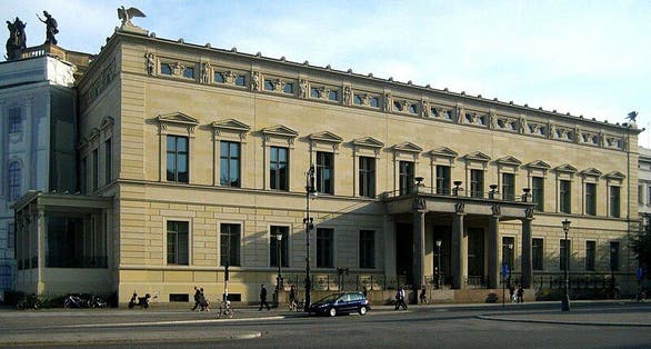 photo of Wilhelm Palais .