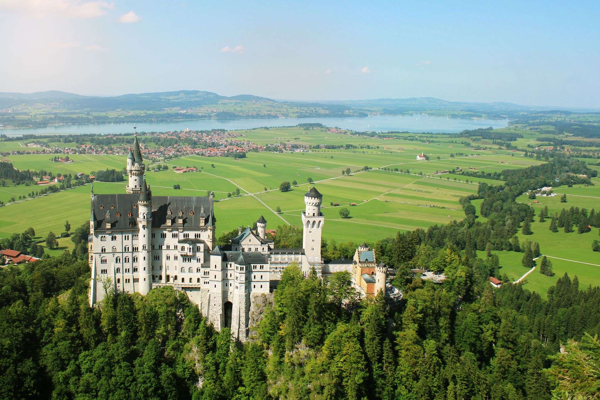 photo of view of Neuschwanstein Castle, Fussen, Bavaria, Germany.