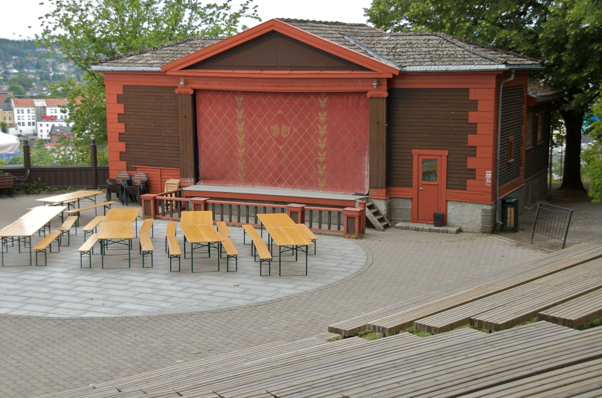 Friluftsteateret i Brekkeparken. Foto: Rune Mathisen (Bitjungle)