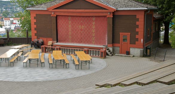 Friluftsteateret i Brekkeparken. Foto: Rune Mathisen (Bitjungle)