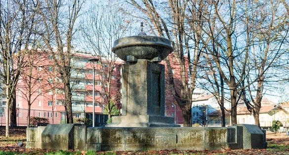 Photo of The fountain in the community garden of Villa Zorn, in Sesto San Giovanni, Italy.