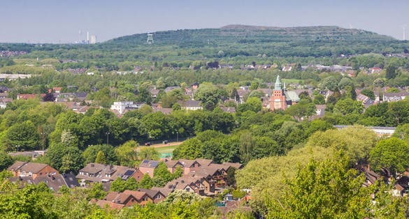 photo of view of view of the Ruhr region from the tetraeder in Bottrop