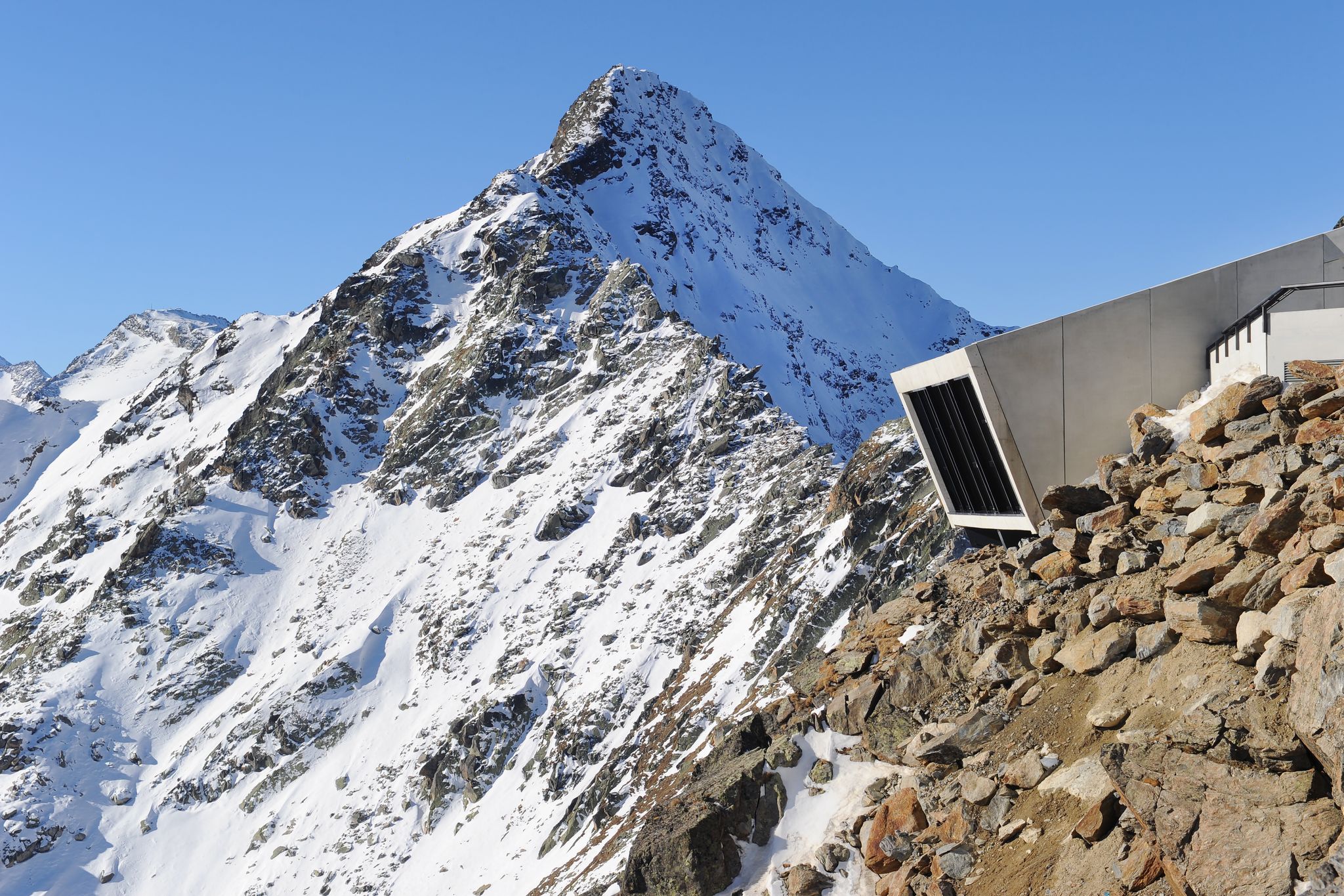 photo of peak of the Gaislachkogl Mountain in Solden, Austria.