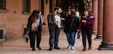 Bologna Private Highlights & Hidden Gems Tour with a Local