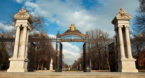 Photo of Gate of the park in Madrid, Spain .